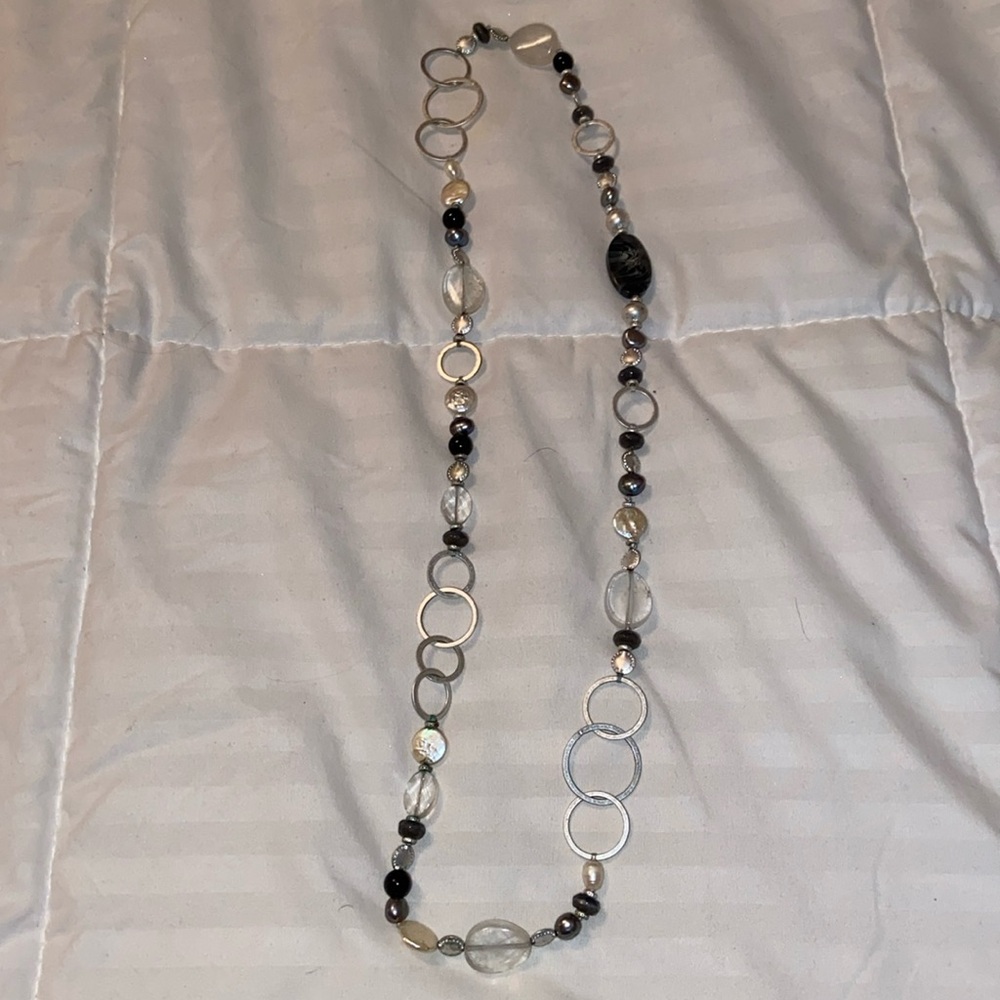 Women’s necklace